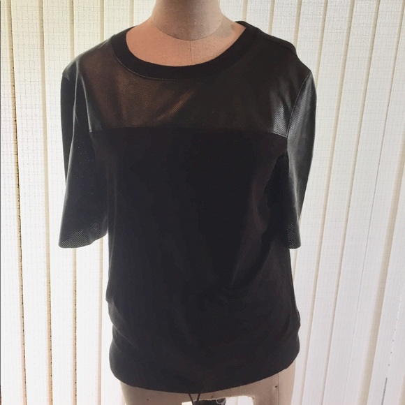 Silence + Noise black short sleeve top - Picture 3 of 7